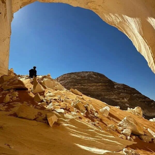 White Desert and Black Desert | Epic 2-Day Private Safari